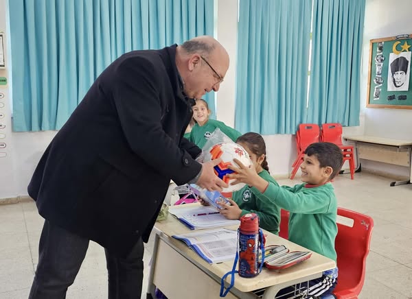 çocuk yeni yıl